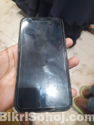 iPhone 11